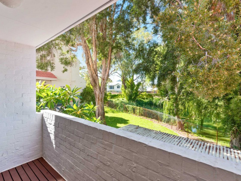 160/12 Wall Street, Maylands WA 6051