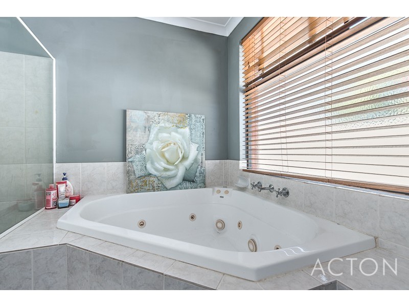 68 Millendon Street, Carramar WA 6031