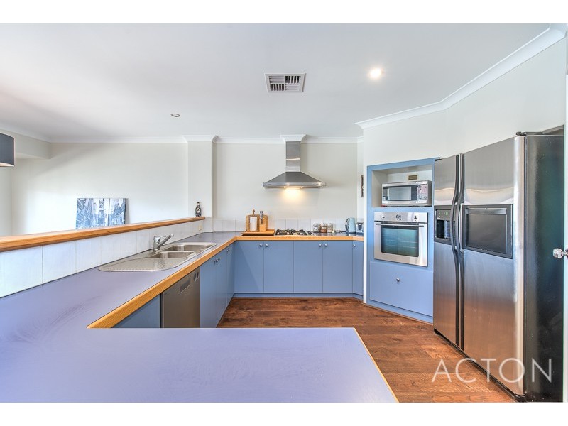 68 Millendon Street, Carramar WA 6031