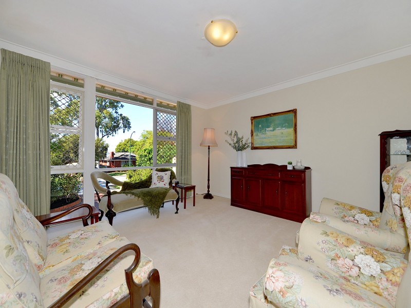 35 Woodlands Street, Woodlands WA 6018