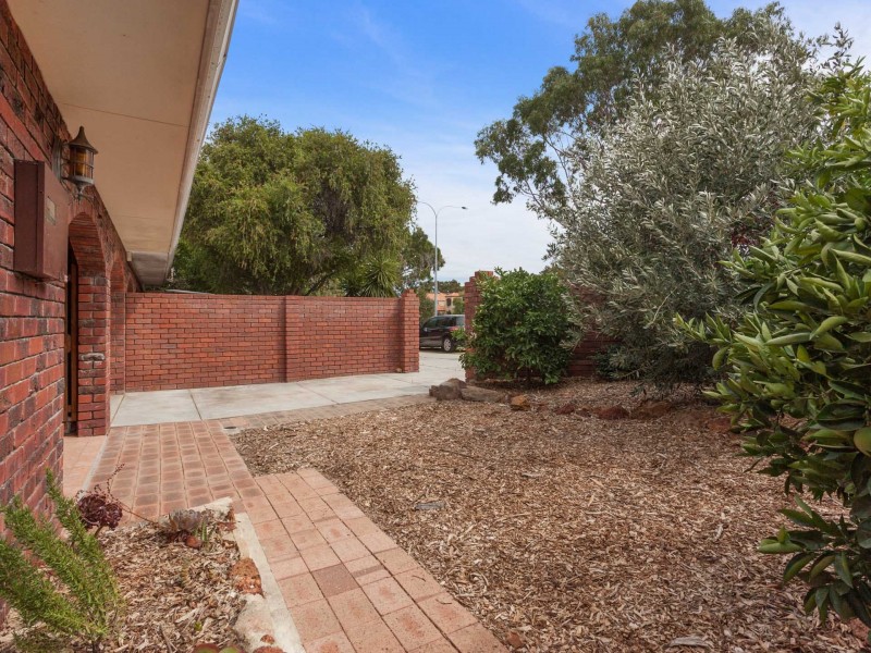 153 Hale Road, Wembley Downs WA 6019