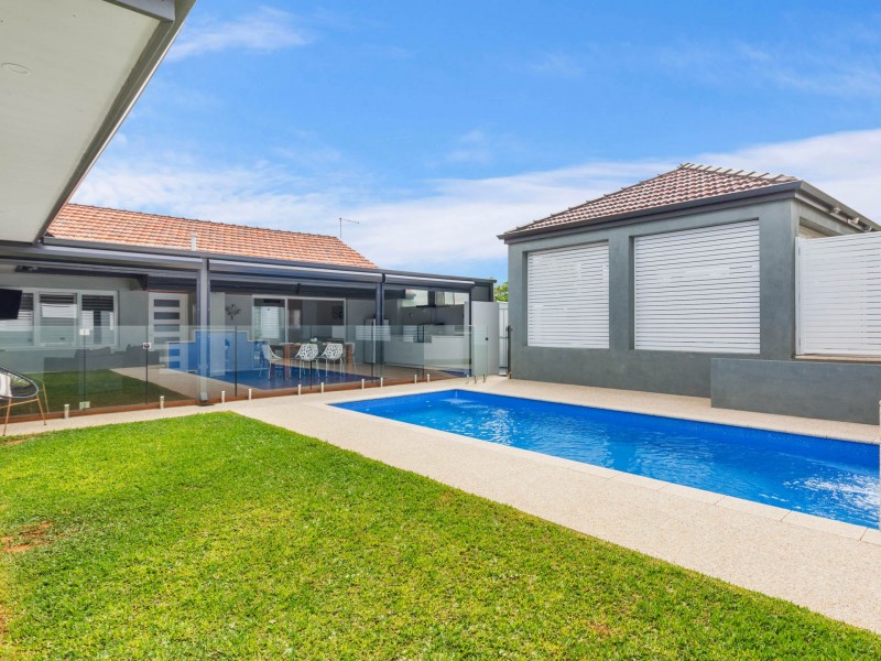 34 Sergeant Road, Melville WA 6156