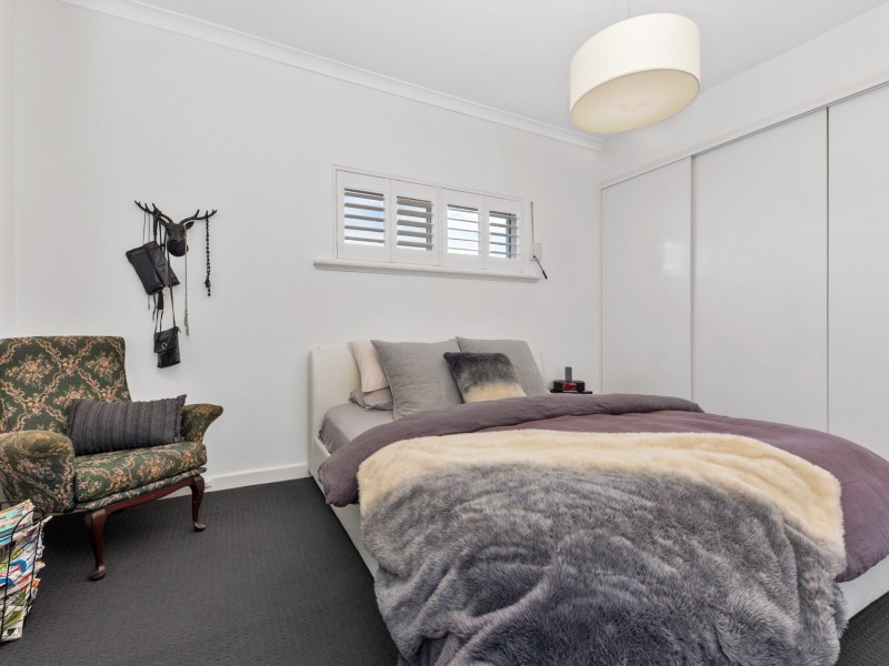 34 Sergeant Road, Melville WA 6156