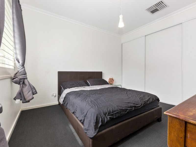 34 Sergeant Road, Melville WA 6156