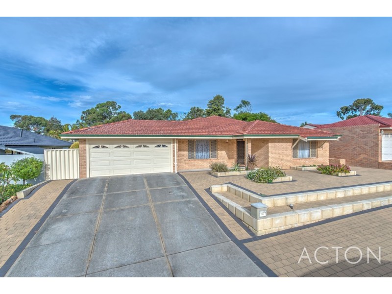 34 Wimbledon Drive, Kingsley WA 6026