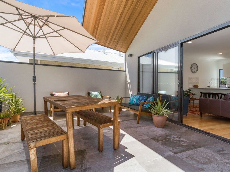 6/1 Anzac Terrace, Bassendean WA 6054