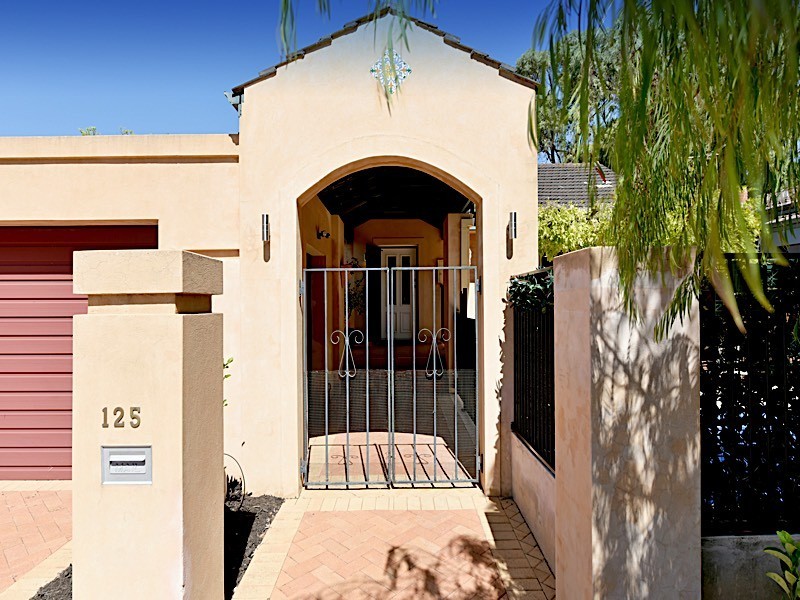 125 Cobb Street, Wembley Downs WA 6019