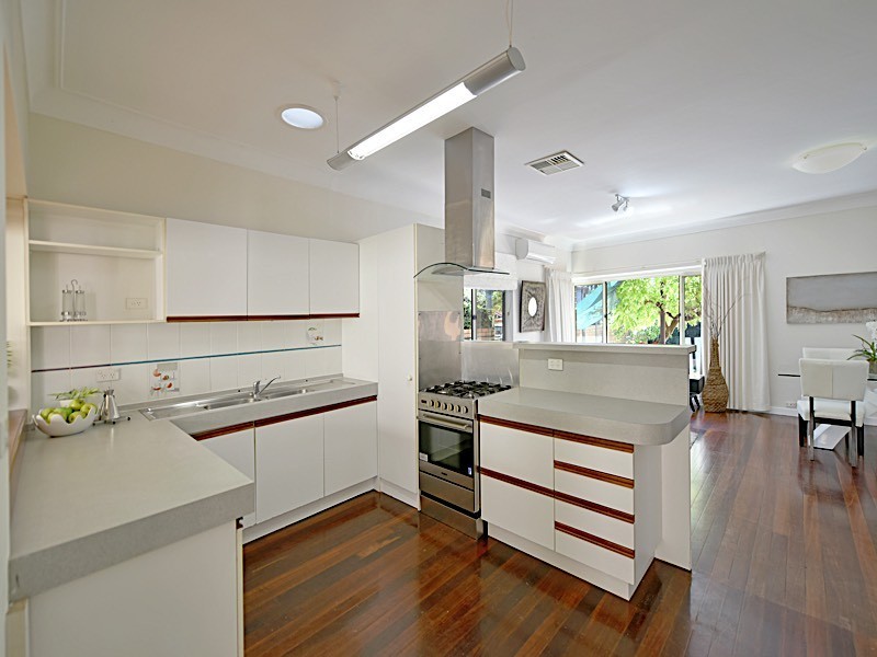 125 Cobb Street, Wembley Downs WA 6019