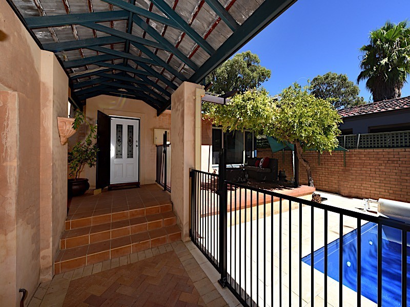 125 Cobb Street, Wembley Downs WA 6019