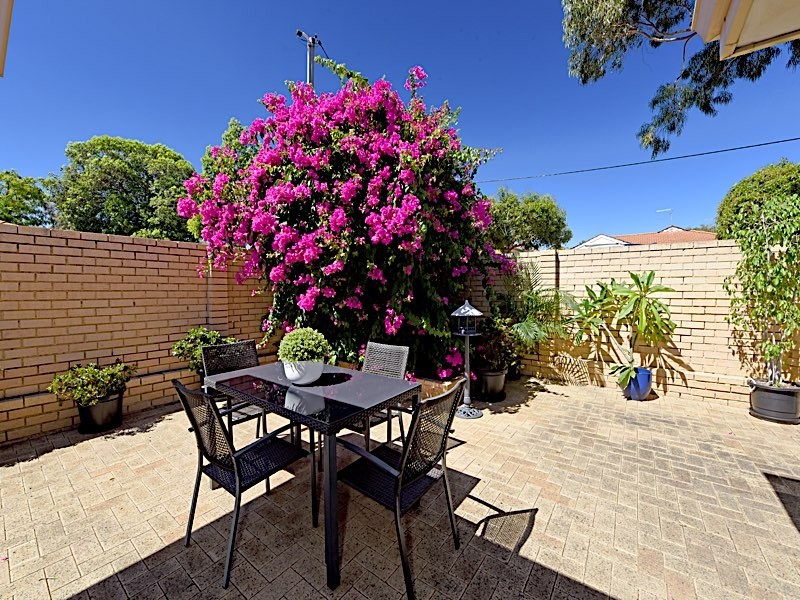 1/44 Albemarle Street, Doubleview WA 6018