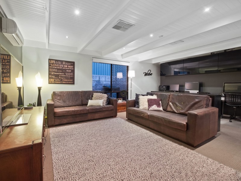 26 Chessell Drive, Duncraig WA 6023