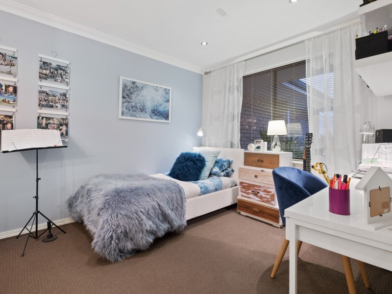 26 Chessell Drive, Duncraig WA 6023