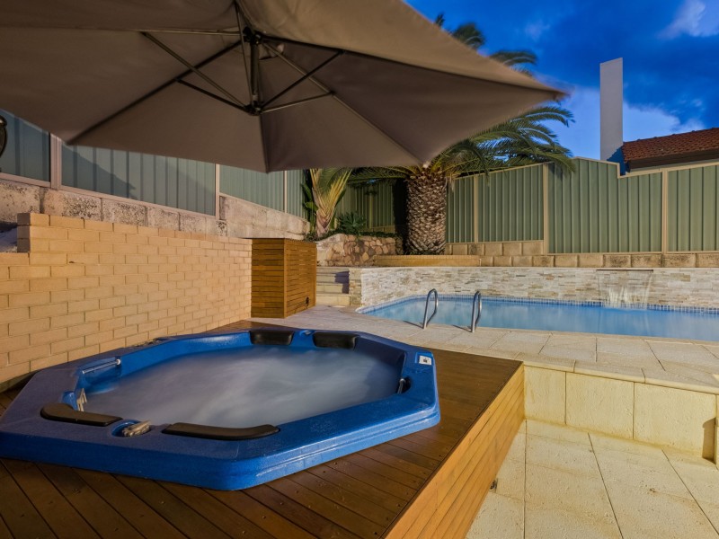 26 Chessell Drive, Duncraig WA 6023