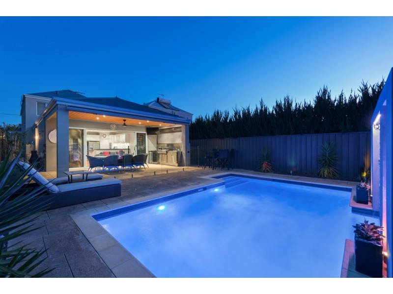 19 Second Avenue, Claremont WA 6010