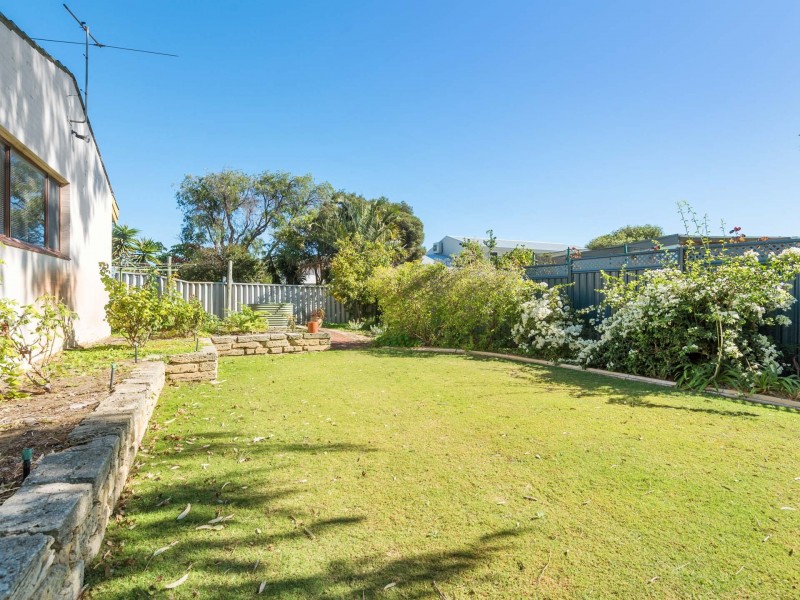 8 Belford Road, City Beach WA 6015