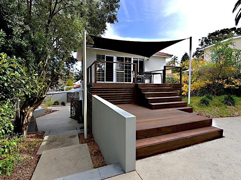 4 Dandaloo Road, City Beach WA 6015