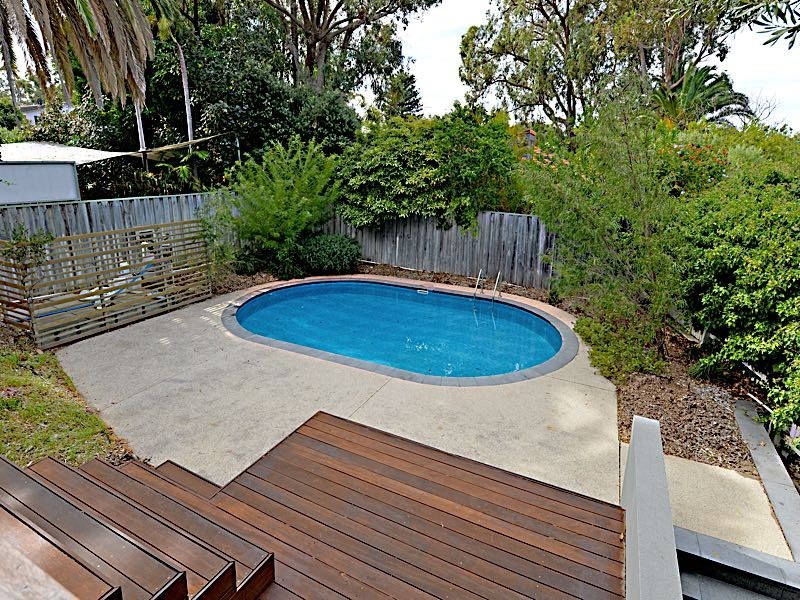 4 Dandaloo Road, City Beach WA 6015