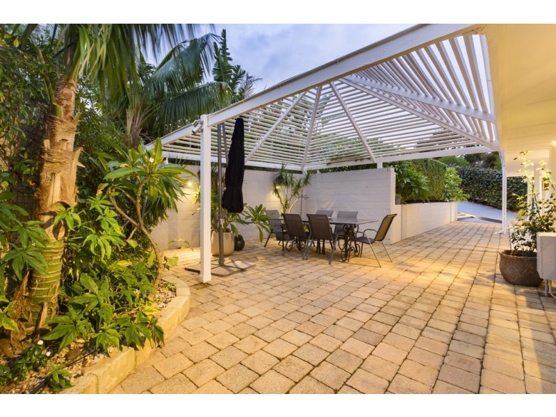 12 Jenkins Place, Wembley Downs WA 6019