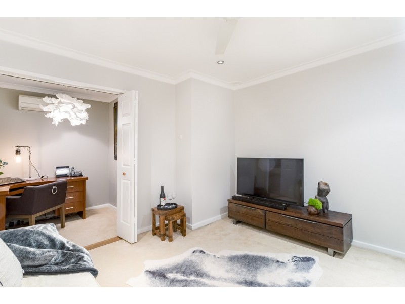 12 Jenkins Place, Wembley Downs WA 6019