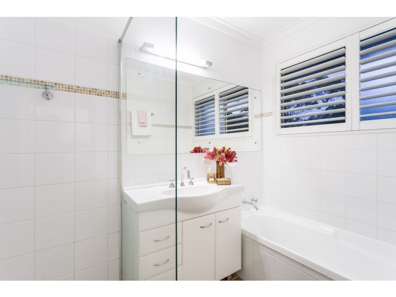 12 Jenkins Place, Wembley Downs WA 6019