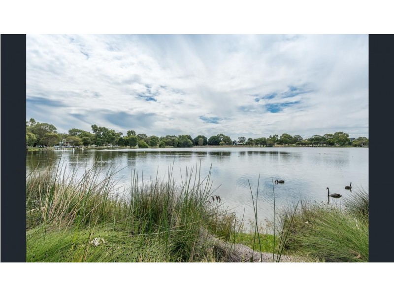 4 Talbot Way, Woodlands WA 6018