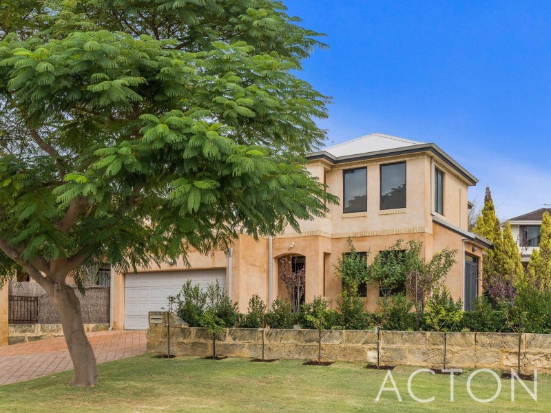 6 Stockdale Crescent, Wembley Downs WA 6019