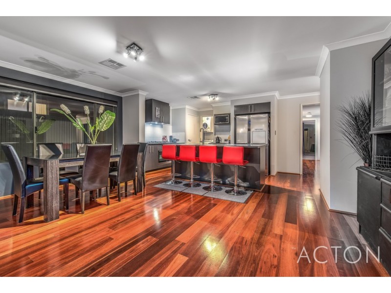 8 Crowned Way, Alkimos WA 6038