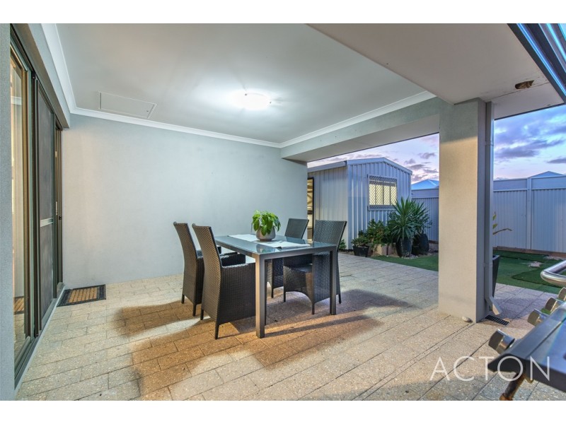 8 Crowned Way, Alkimos WA 6038