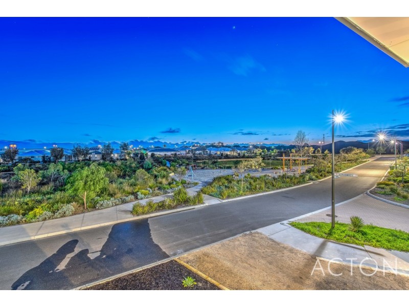 8 Crowned Way, Alkimos WA 6038