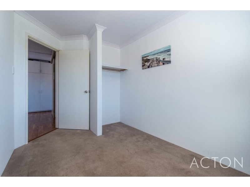 62 St Barnabas Boulevard, Quinns Rocks WA 6030