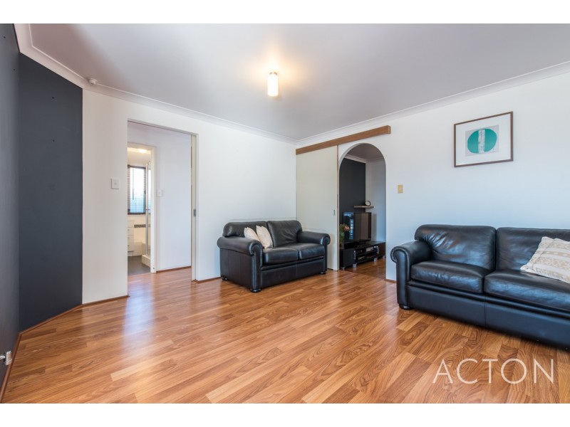 62 St Barnabas Boulevard, Quinns Rocks WA 6030