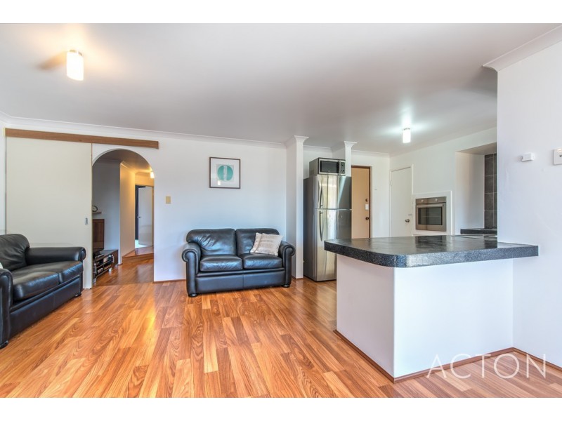 62 St Barnabas Boulevard, Quinns Rocks WA 6030