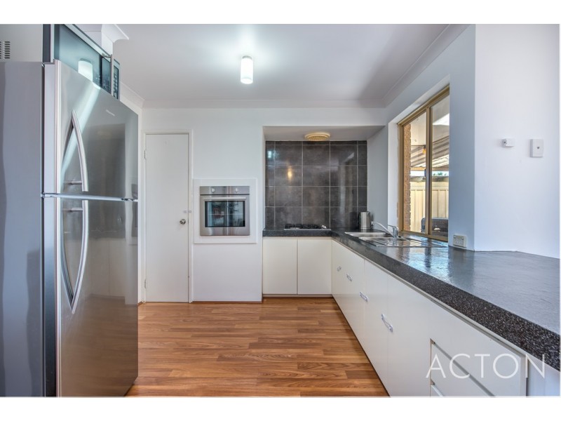 62 St Barnabas Boulevard, Quinns Rocks WA 6030