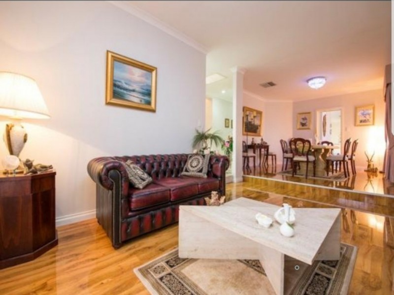 7 Rome Way, Dianella WA 6059