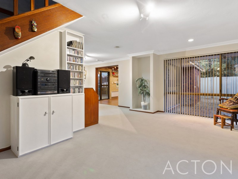 7 Nimrod Place, Hillarys WA 6025