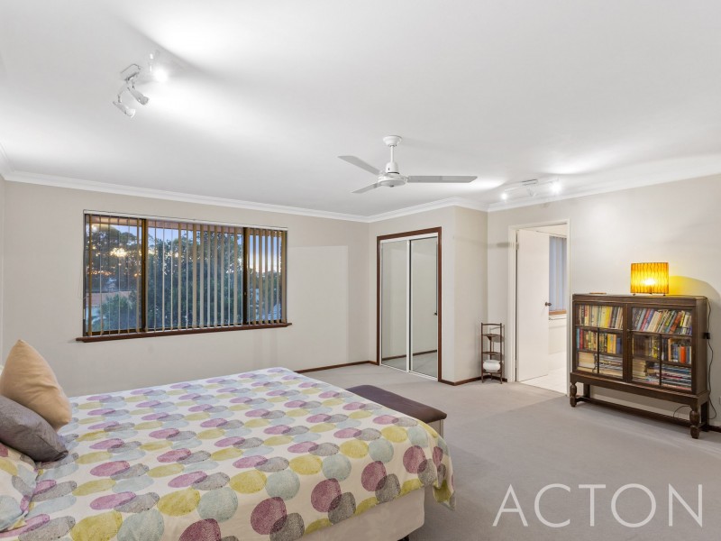 7 Nimrod Place, Hillarys WA 6025