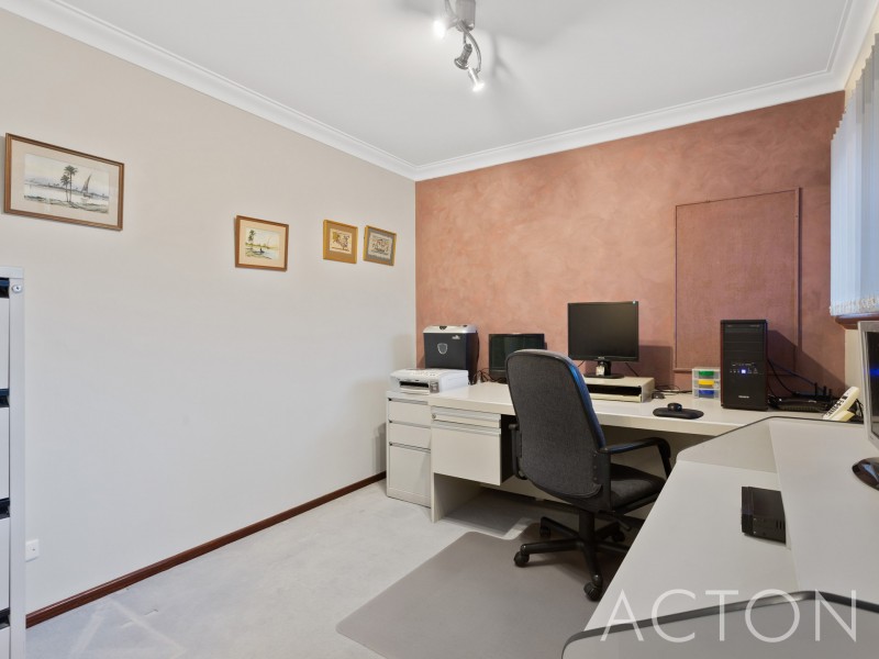 7 Nimrod Place, Hillarys WA 6025