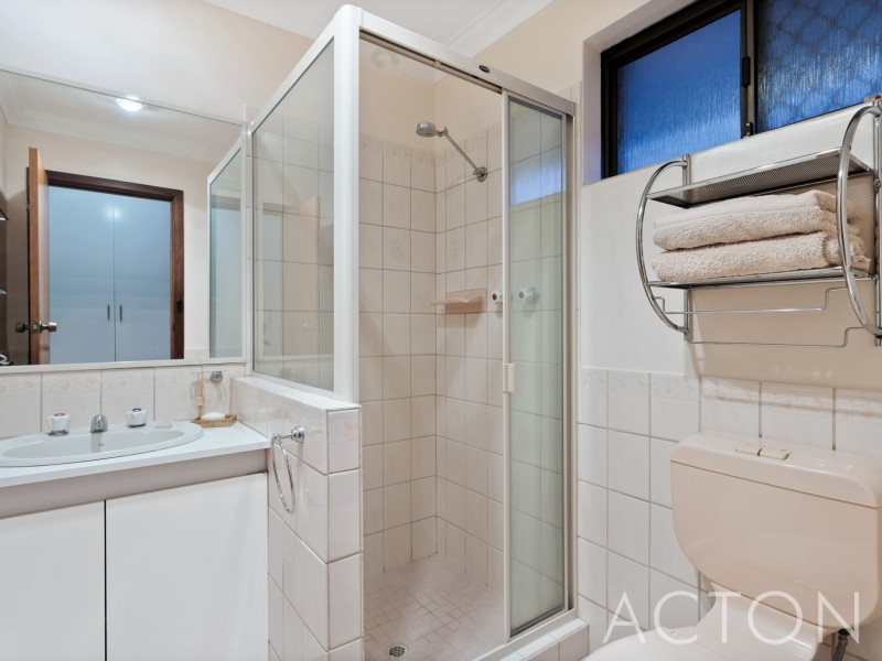 7 Nimrod Place, Hillarys WA 6025