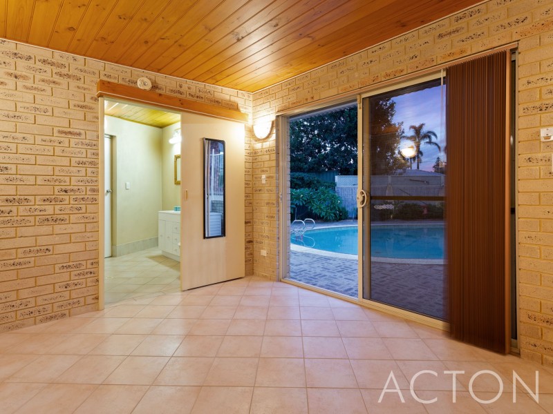 7 Nimrod Place, Hillarys WA 6025