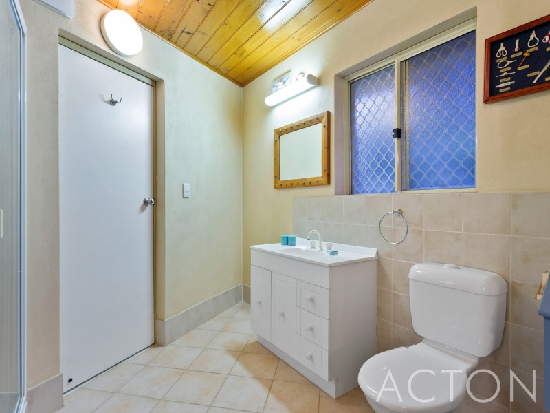 7 Nimrod Place, Hillarys WA 6025