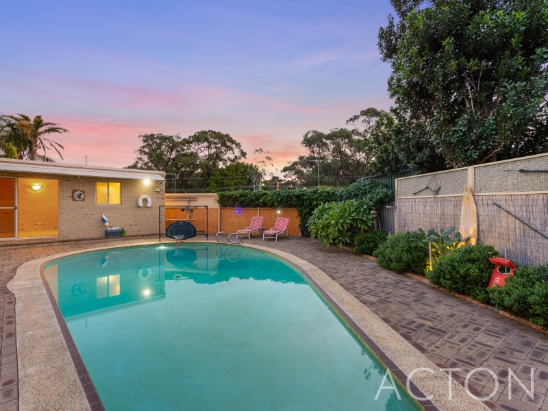 7 Nimrod Place, Hillarys WA 6025