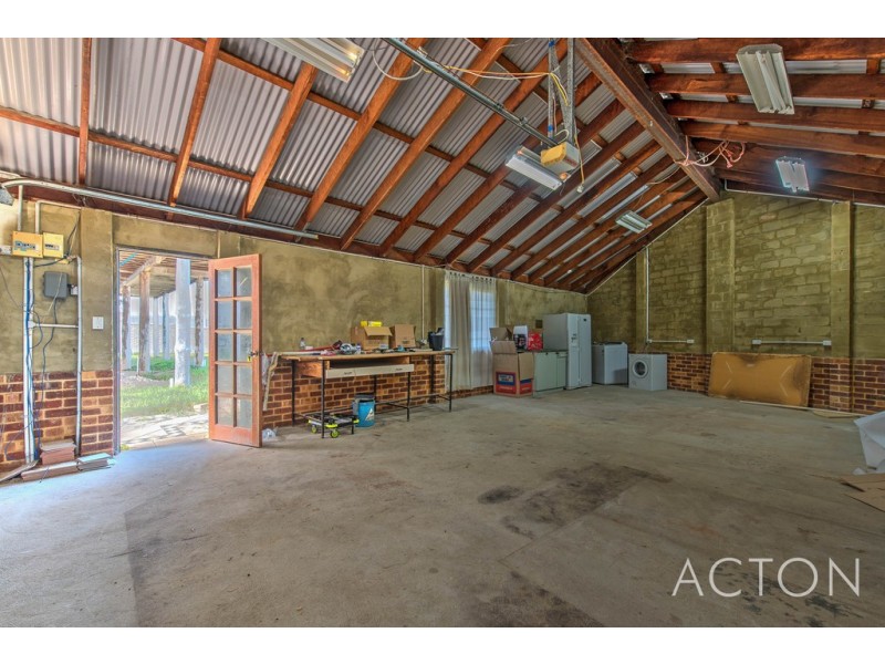 44 Mindarie Drive, Quinns Rocks WA 6030