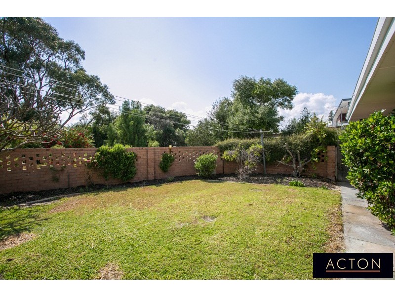 8 Challenger Parade, City Beach WA 6015