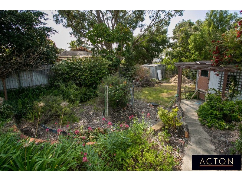 8 Challenger Parade, City Beach WA 6015