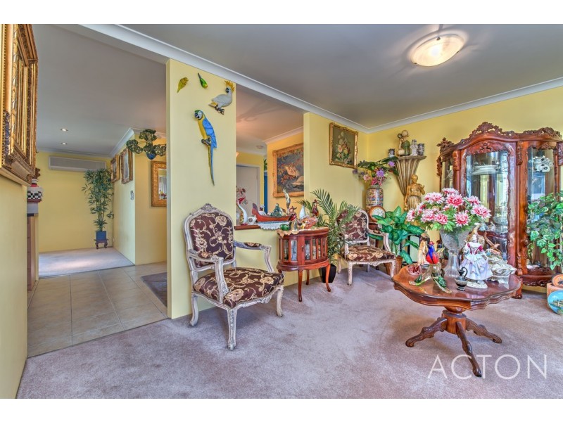 43 Dalvik Avenue, Merriwa WA 6030