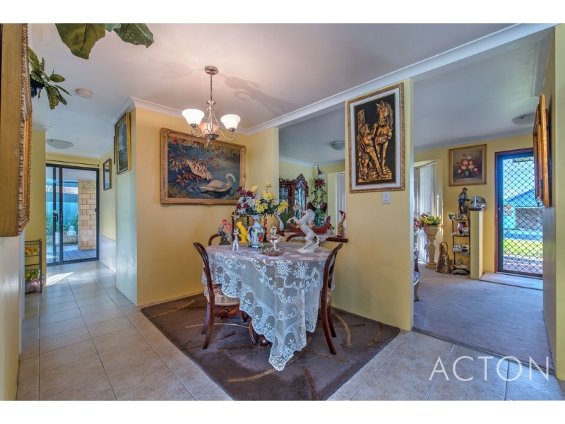 43 Dalvik Avenue, Merriwa WA 6030