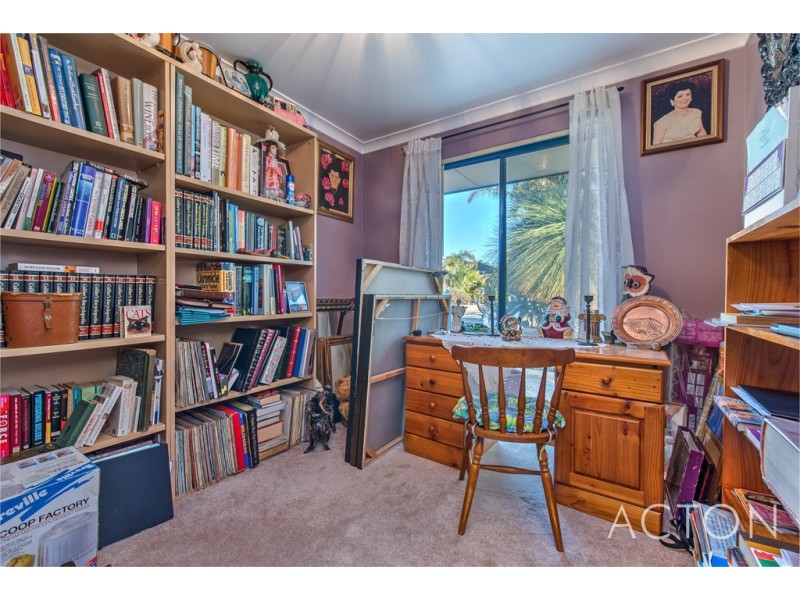 43 Dalvik Avenue, Merriwa WA 6030