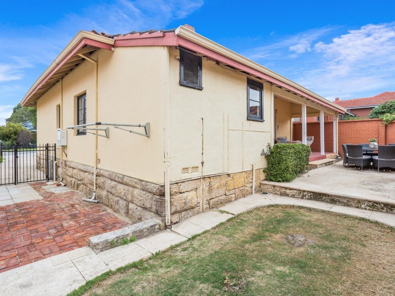 6 Alderbury Street, Floreat WA 6014