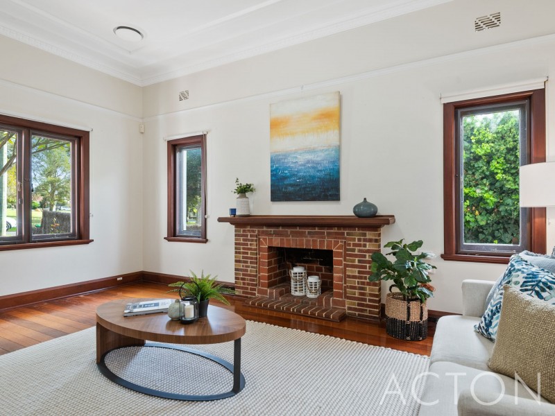 31 Winmarley Street, Floreat WA 6014