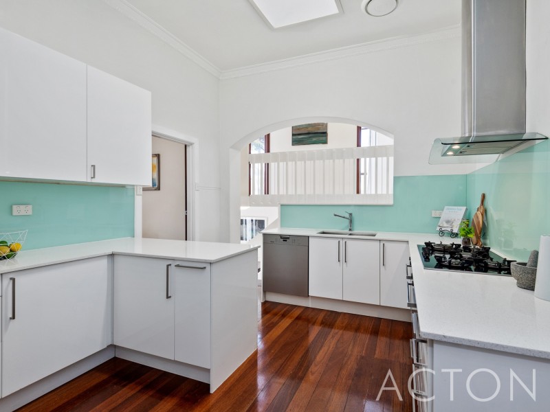 31 Winmarley Street, Floreat WA 6014